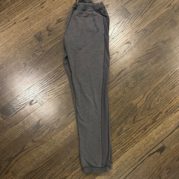 Kids Gray Jogger Pants - Size 14 - Picture 5 of 5